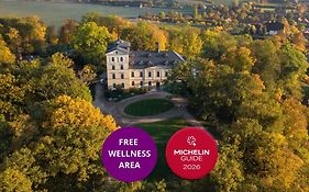 Chateau Mcely